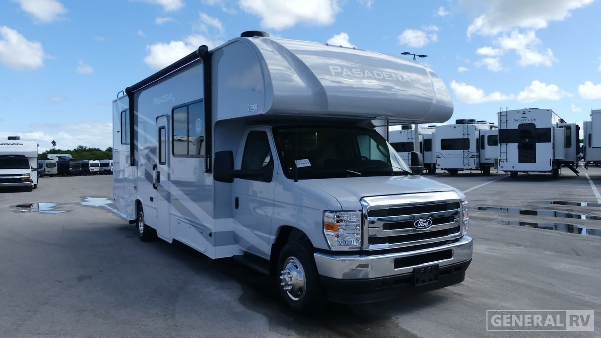 2026 Thor Motor Coach Pasadena SE