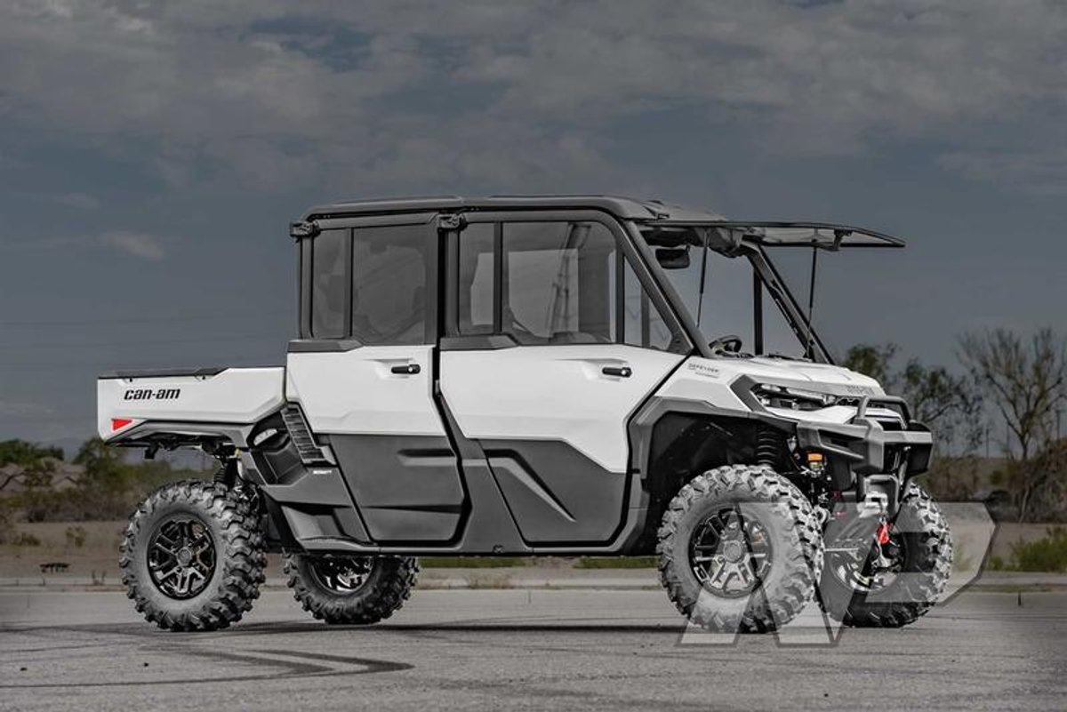 2026 Can-Am Defender MAX Limited HD11