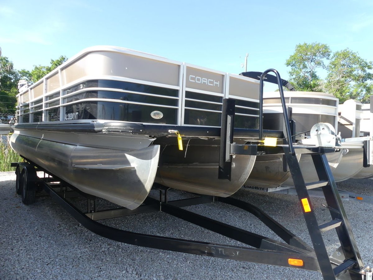 2022 Coach Pontoons 243 RFC