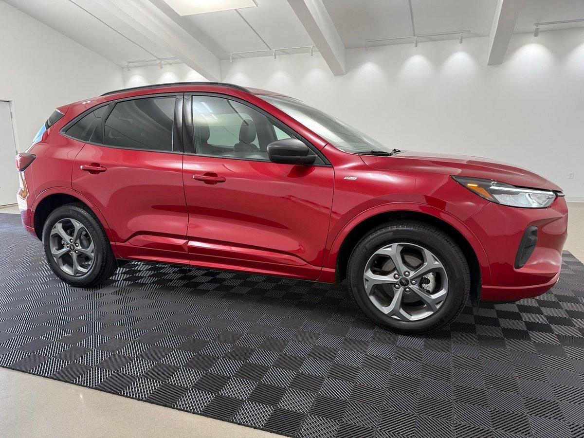 2024 Ford Escape ST-Line SUV EcoBoost