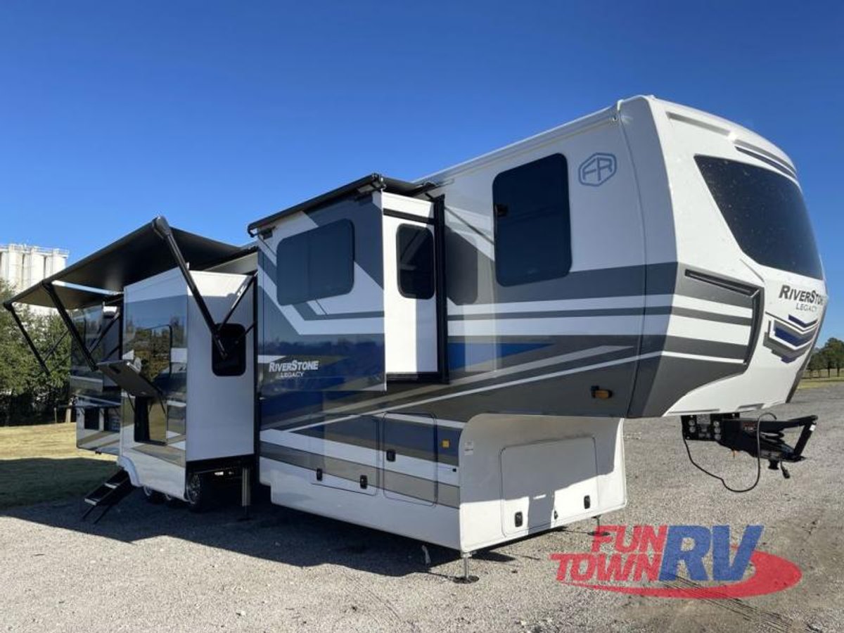 2026 Forest River RV RiverStone