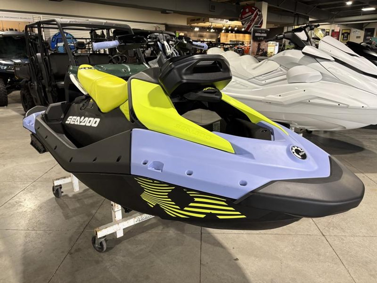 2024 Sea-Doo Spark Trixx for 3 Rotax 900 ACE - 90 iBR and Audio