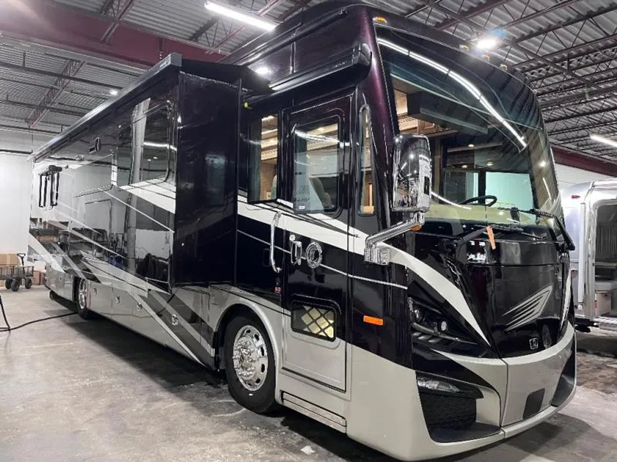 2022 Tiffin Motorhomes Phaeton