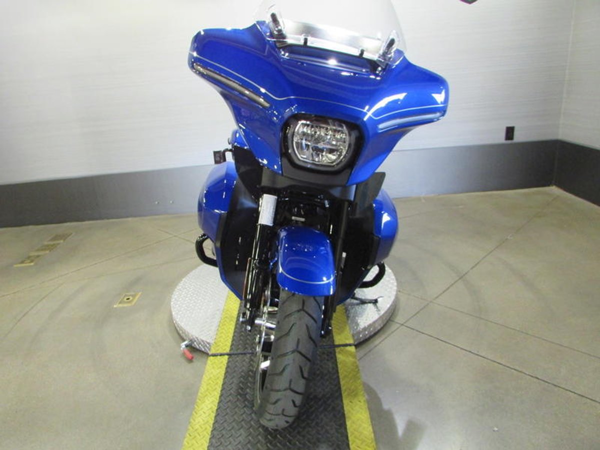 2025 Harley-Davidson FLHXU - Street Glide Ultra