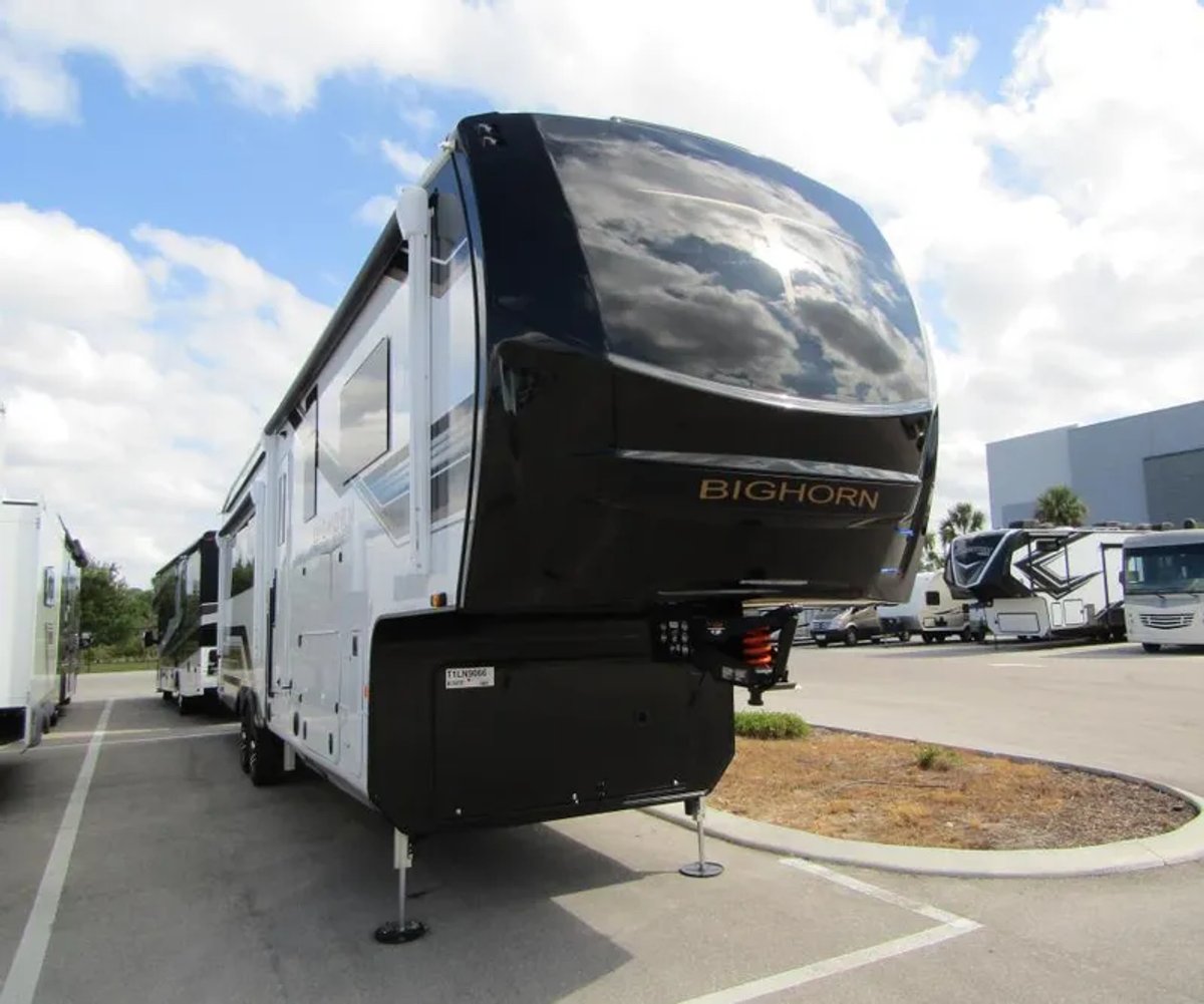 2026 Jayco BIGHORN