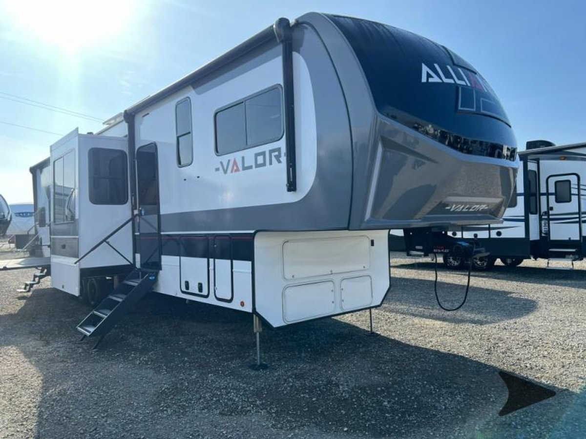 2025 Alliance RV Valor