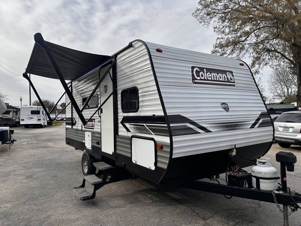 2023 Dutchman Coleman 18FQ
