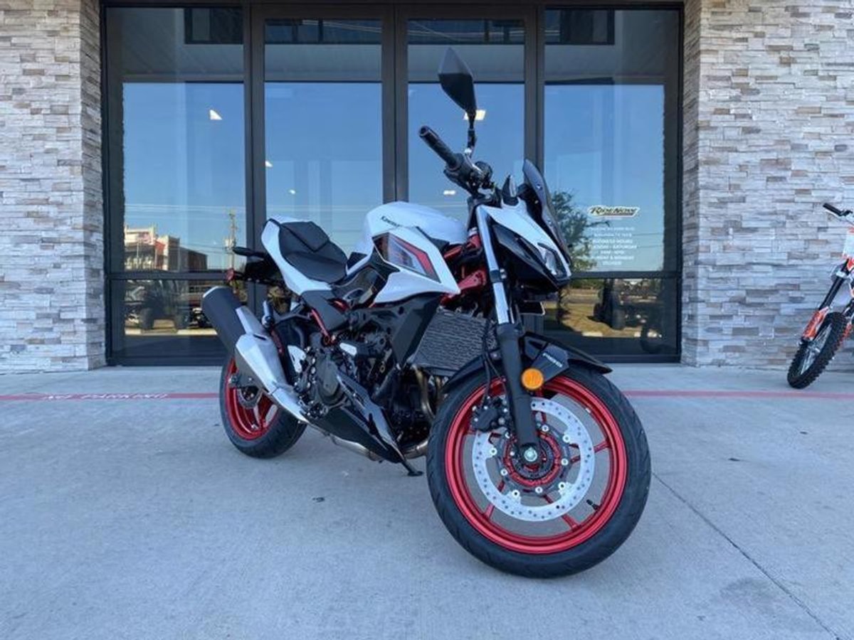 2026 Kawasaki Z500 SE ABS