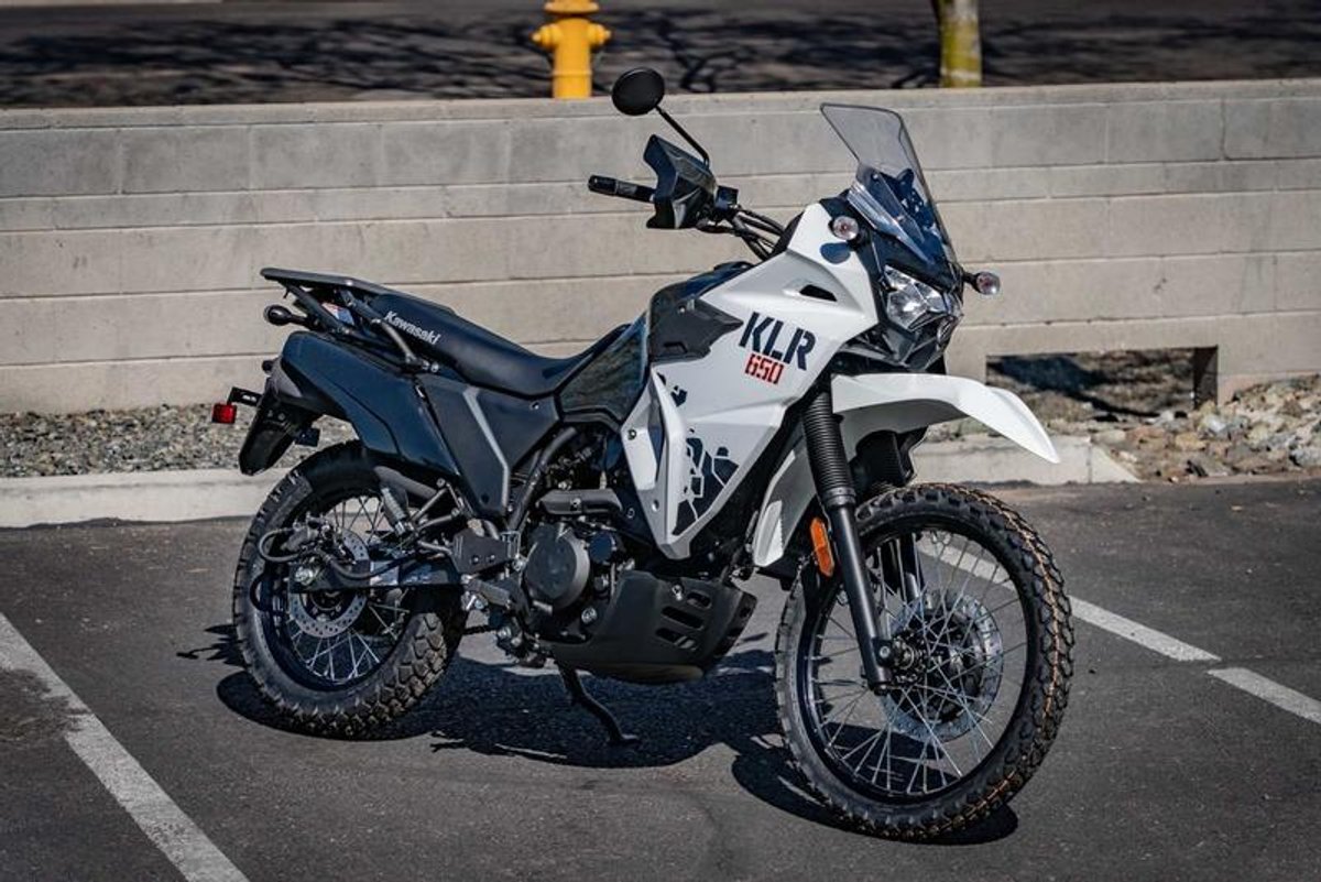 2025 Kawasaki KLR650 Pearl Crystal White/Metallic Carbon Gray