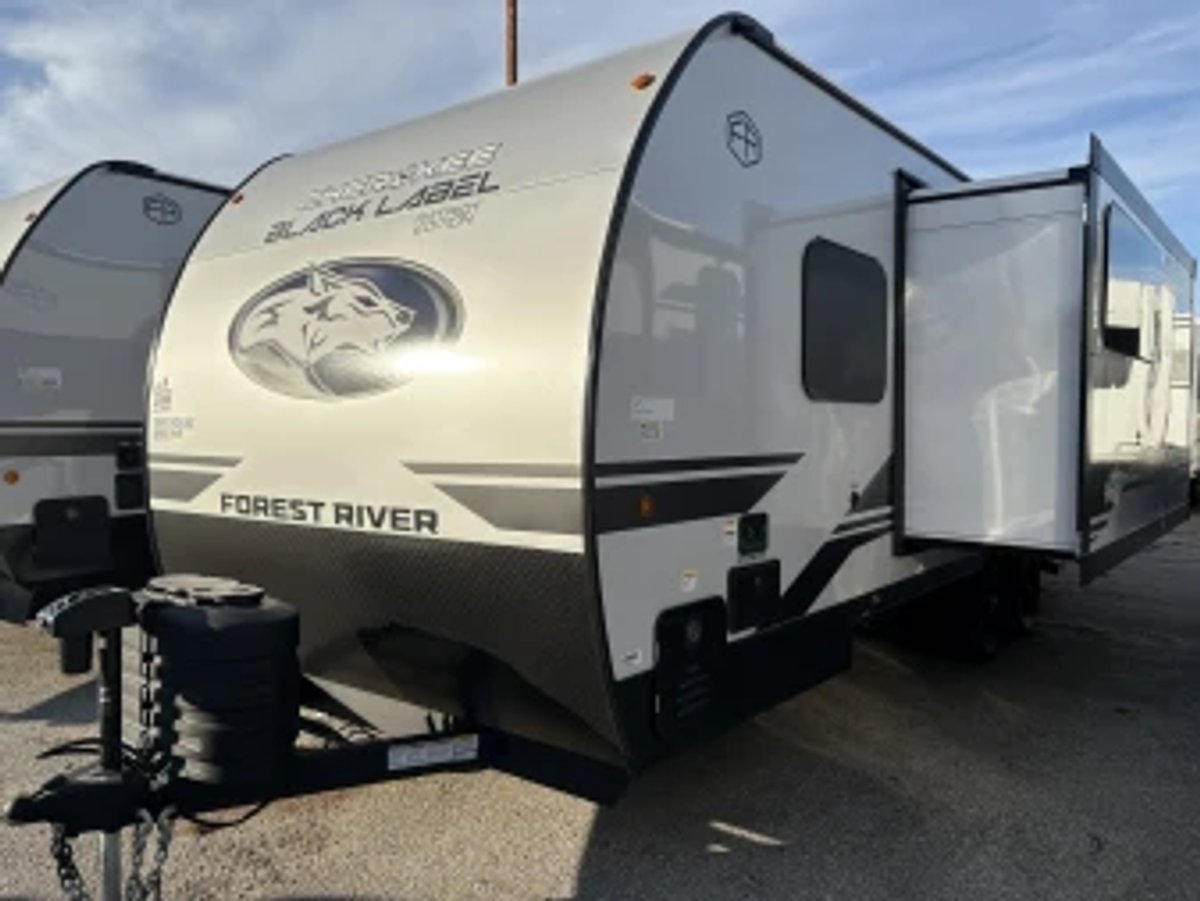 2026 Forest River Cherokee Grey Wolf Black Label
