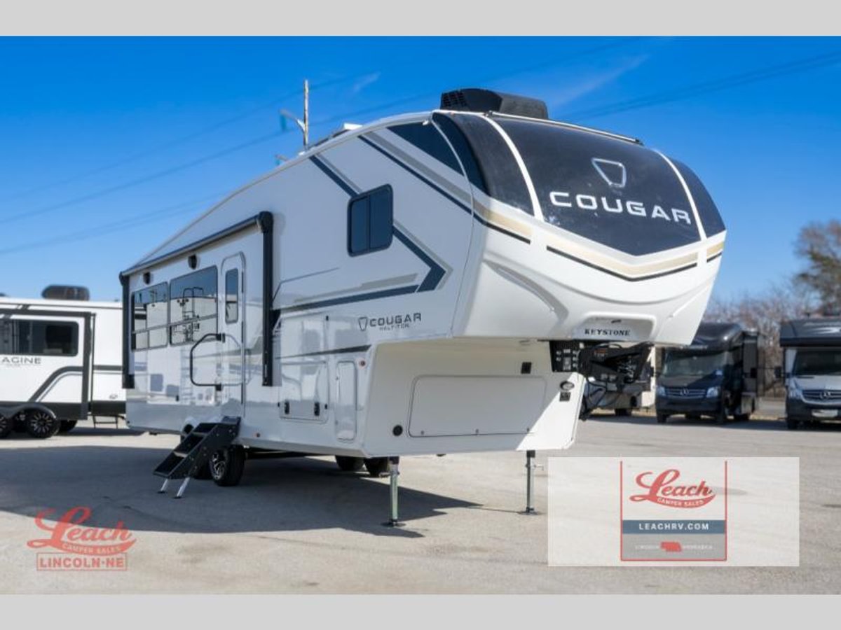 2026 Cougar Half-Ton 26RES