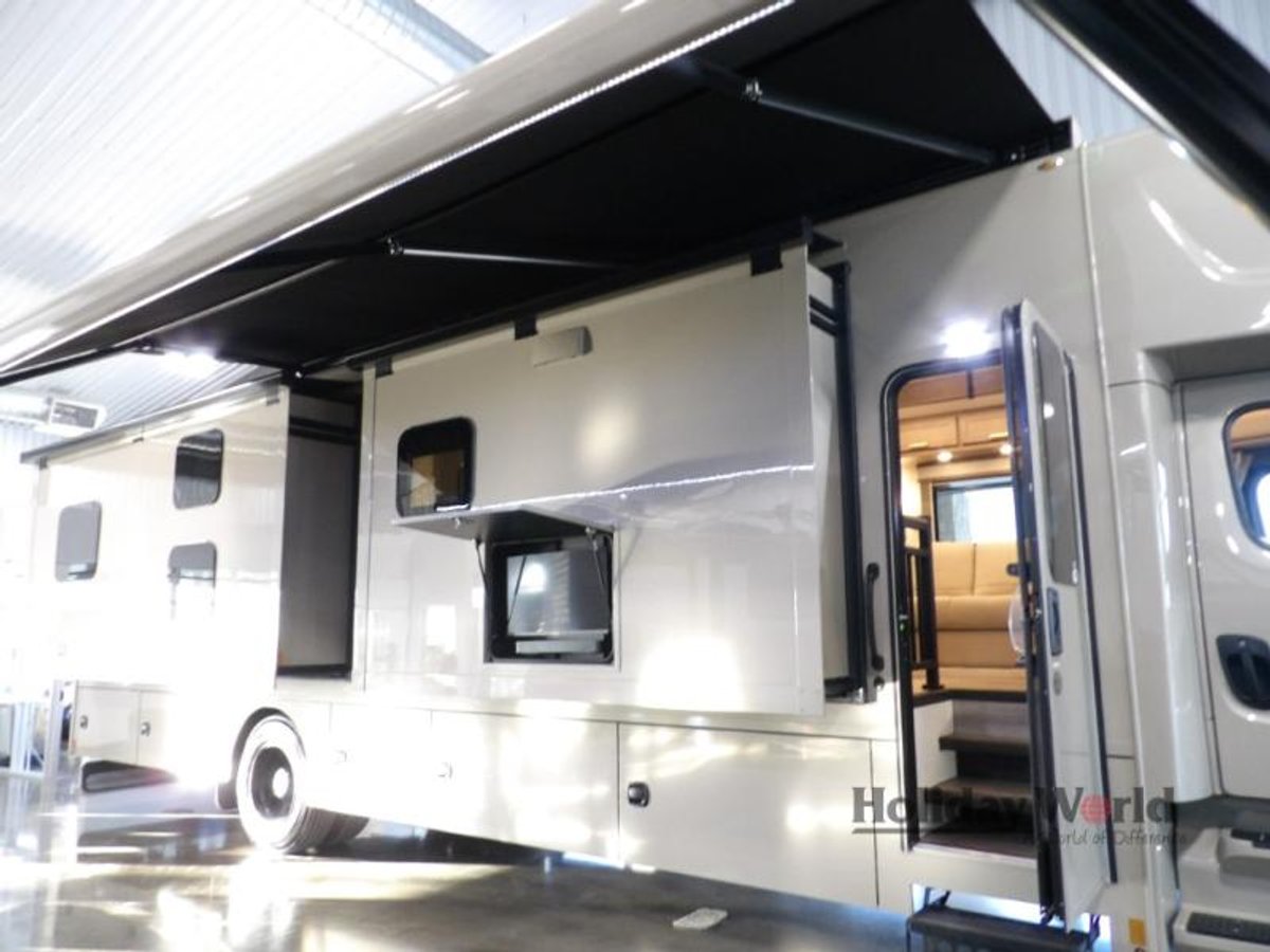2026 Renegade Valencia
