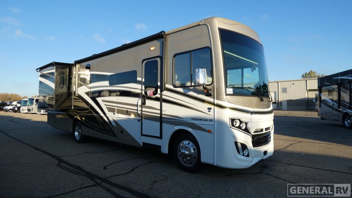 2026 Fleetwood Bounder