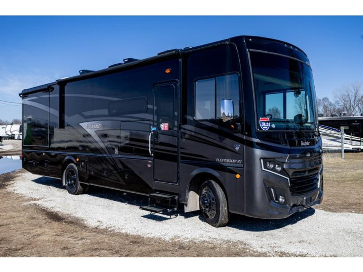 2026 Fleetwood RV Bounder
