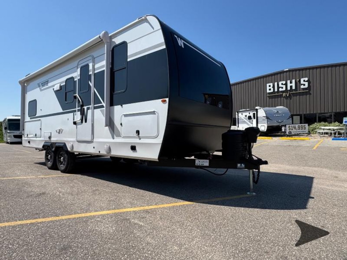 2026 Winnebago Thrive