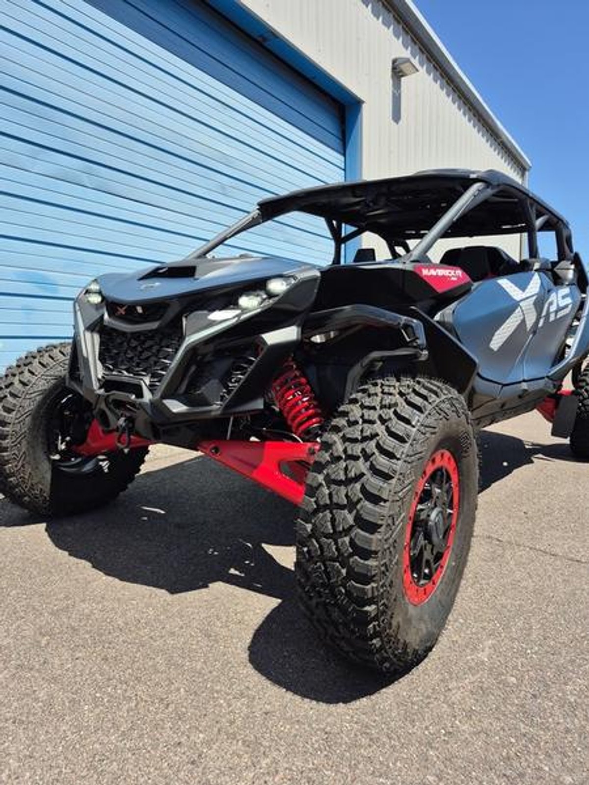 2025 Can-Am Maverick R Max X RS With Smart-Shox Dusty Navy & Legion Red