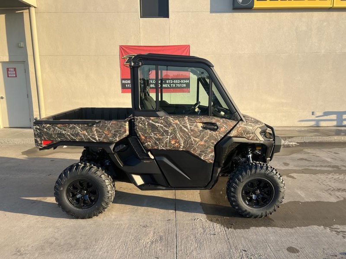 2026 Can-Am Defender XT CAB HD11 With 10.25 in.display Dark Wildland Camo