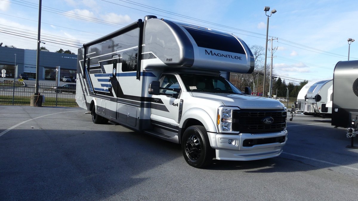 2026 Thor Motor Coach Magnitude Grand