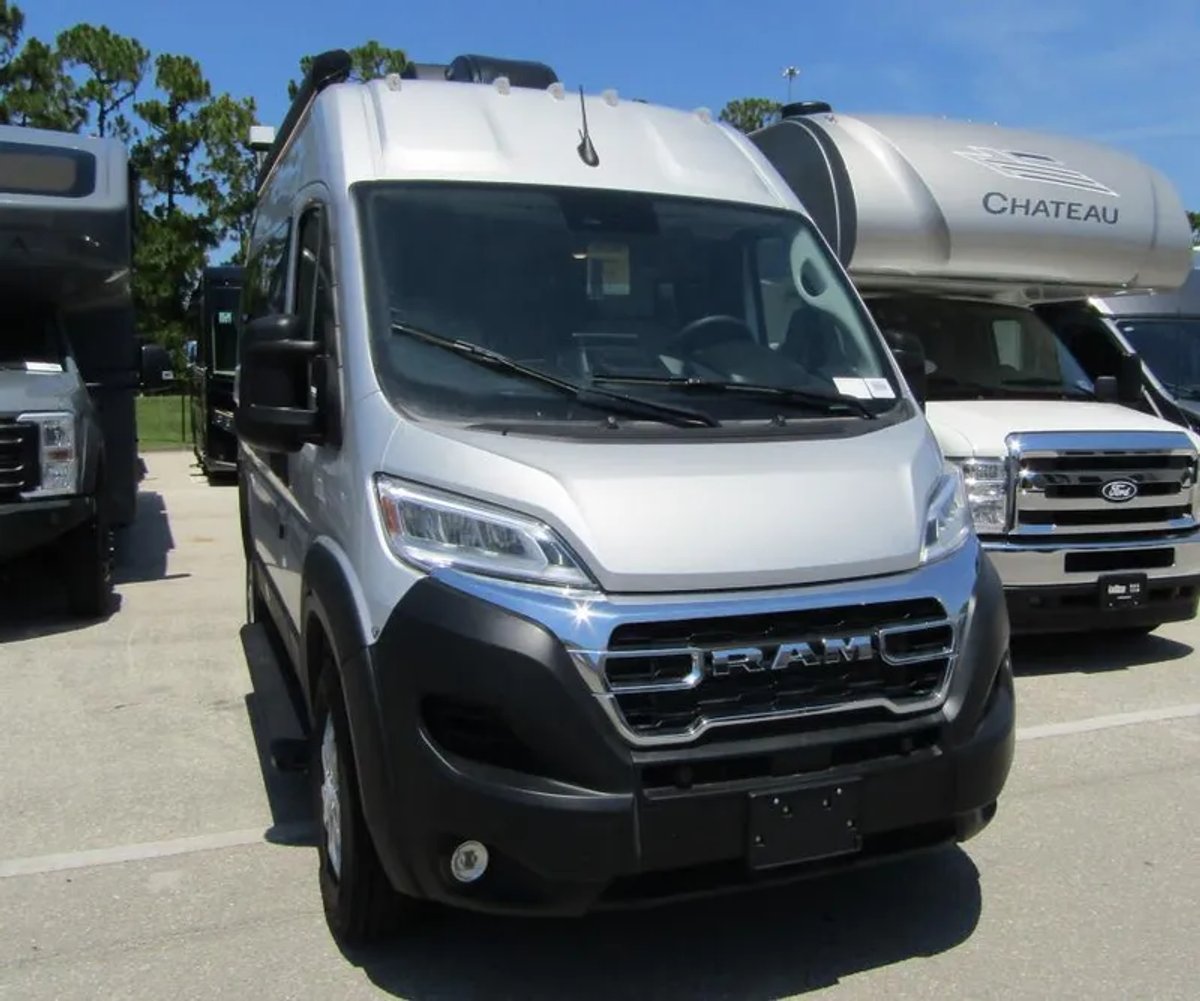 2026 Thor Motor Coach RIZE