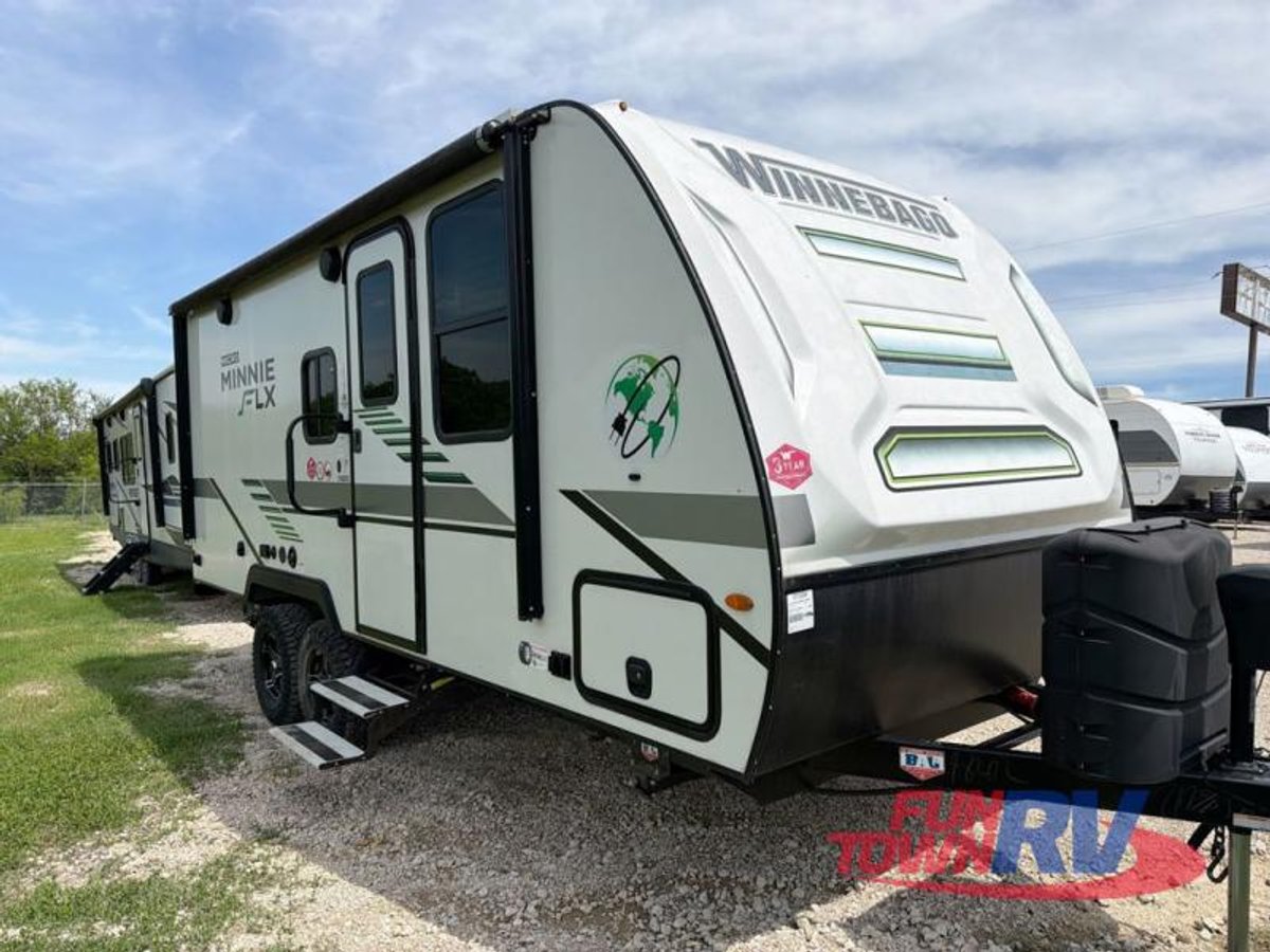 2022 Winnebago Industries Towables Micro Minnie FLX