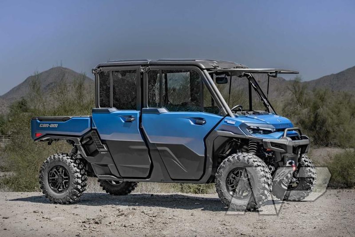 2026 Can-Am Defender MAX XT CAB HD11 With 10.25 in.display