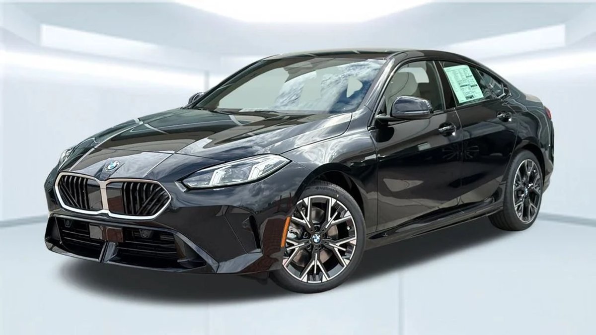 2026 BMW 228i