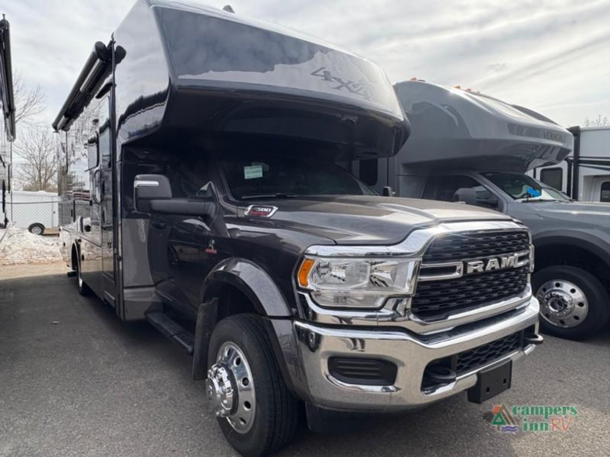 2025 Dynamax Isata 5