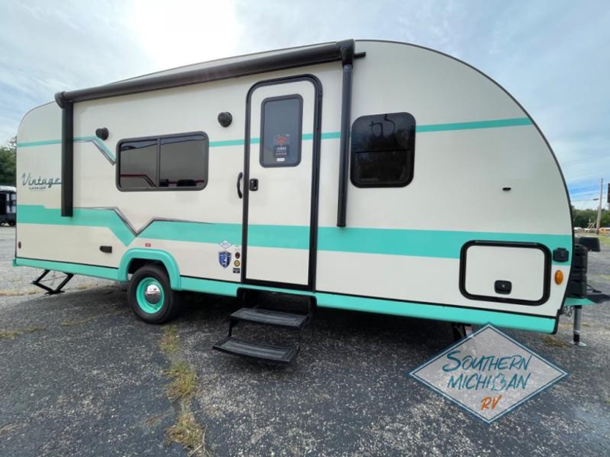2023 Gulf Stream Vintage Cruiser