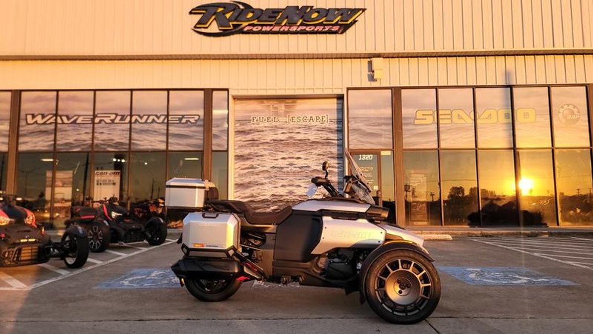 2025 Can-Am Canyon XT