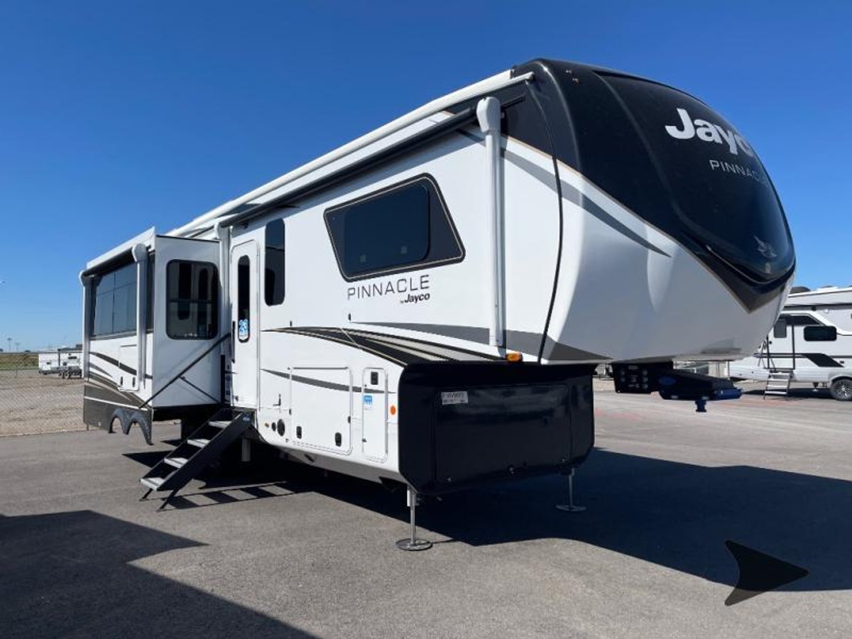 2026 Jayco Pinnacle