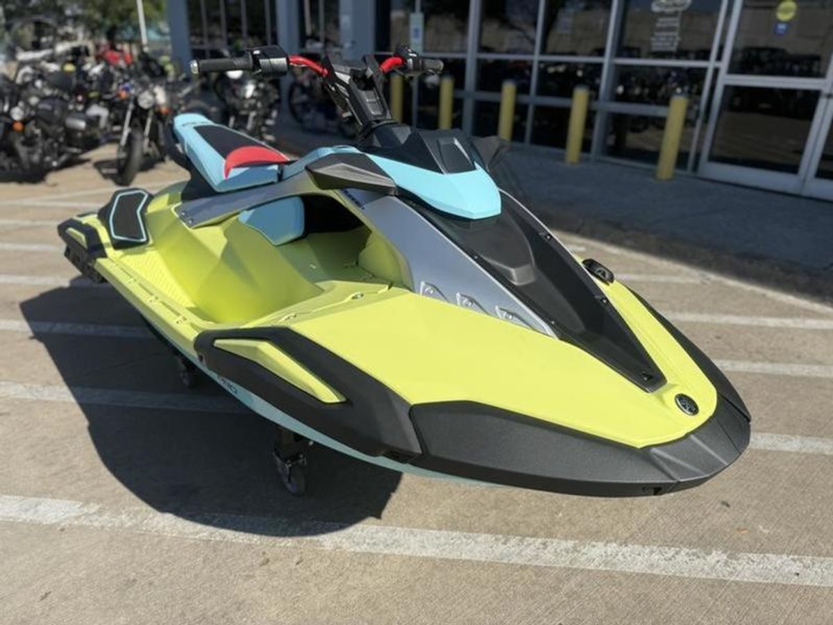 2025 Yamaha JETBLASTER PRO 3