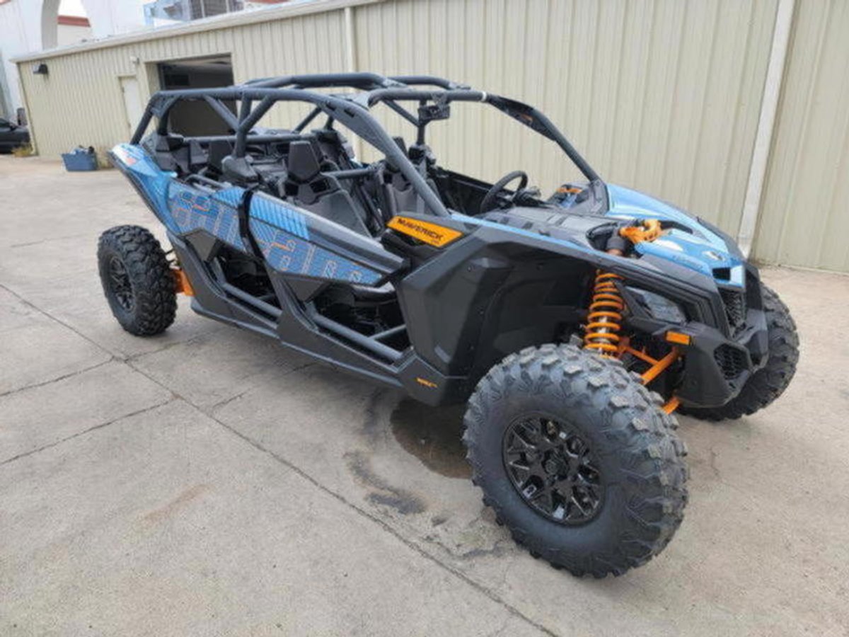 2026 Can-Am Maverick X3 MAX DS Turbo Scandi Blue & Orange Crush