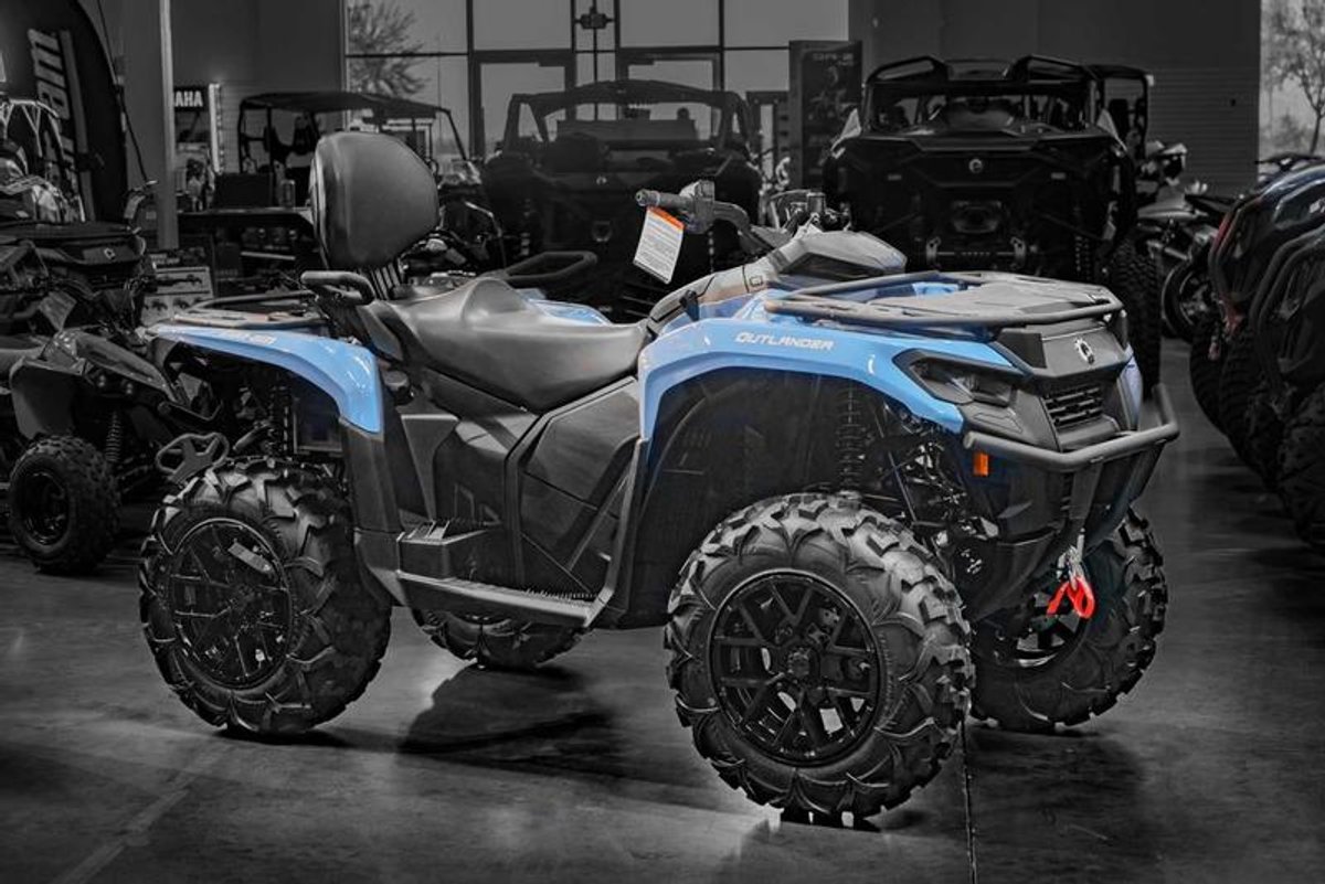 2026 Can-Am Outlander MAX XT 700