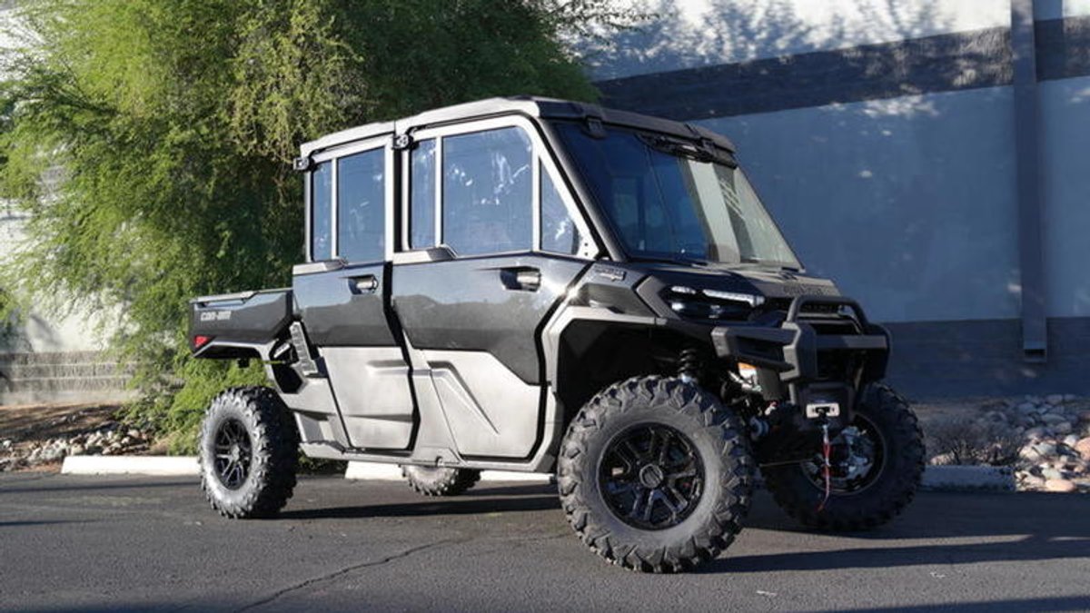 2026 Can-Am Defender MAX LONE STAR CAB HD11