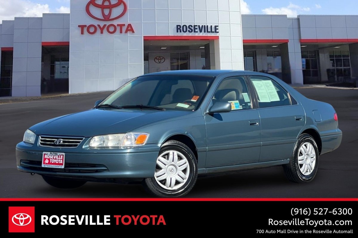2000 Toyota Camry