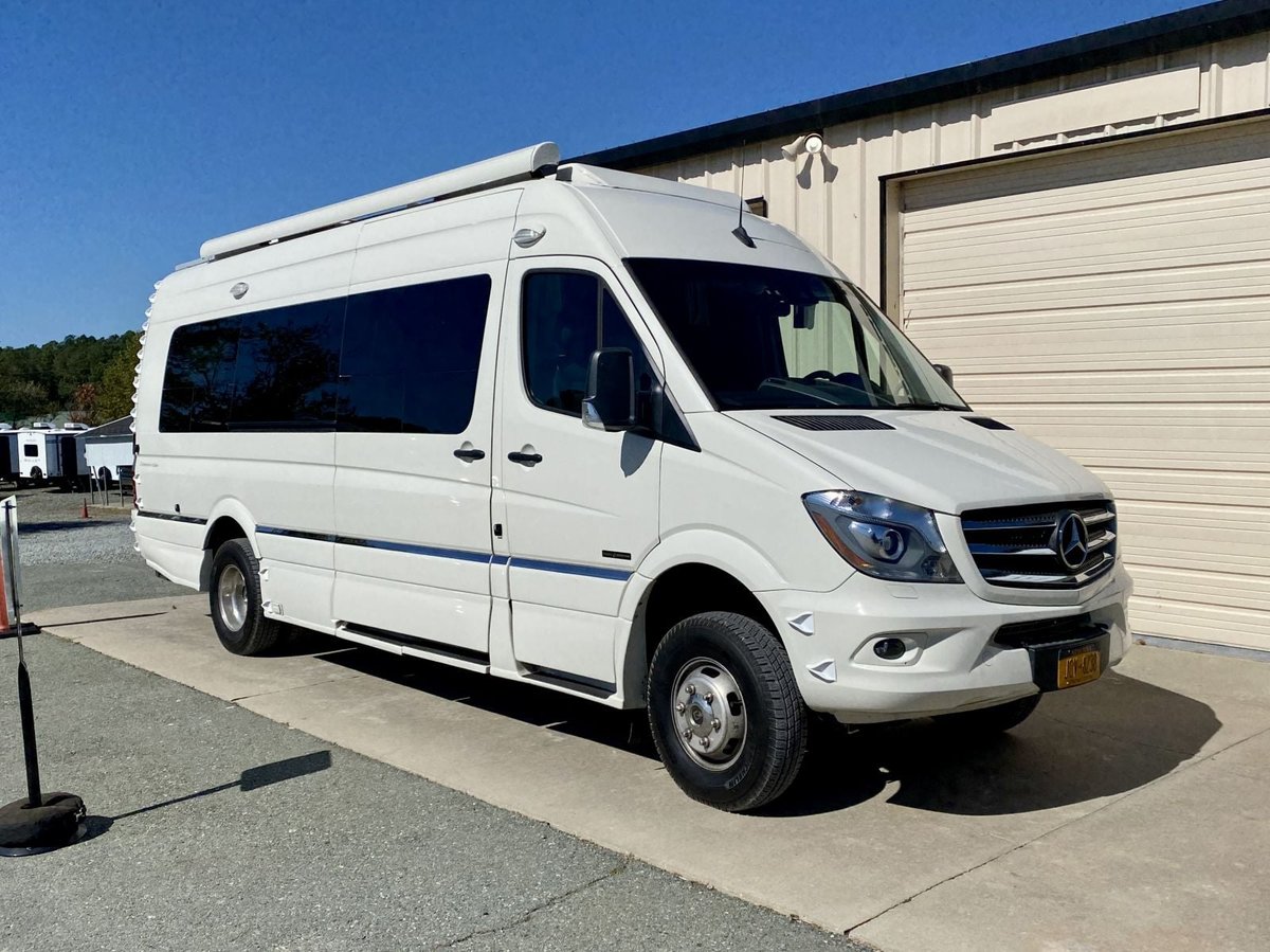 2019 Roadtrek CS Adventurous
