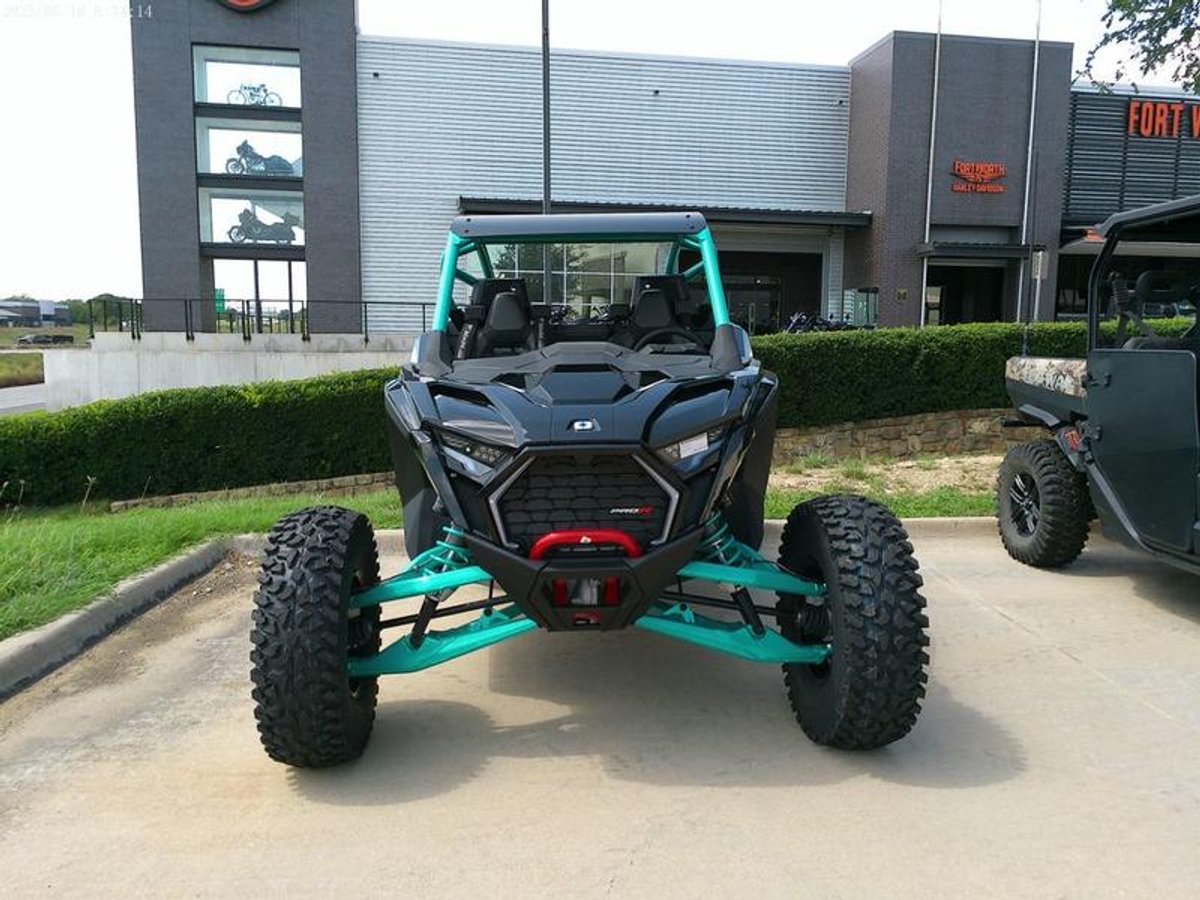 2025 Polaris RZR Pro R Ultimate