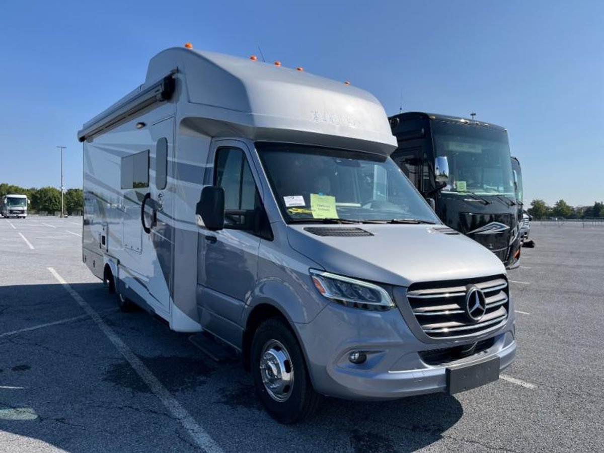 2026 Tiffin Motorhomes Wayfarer