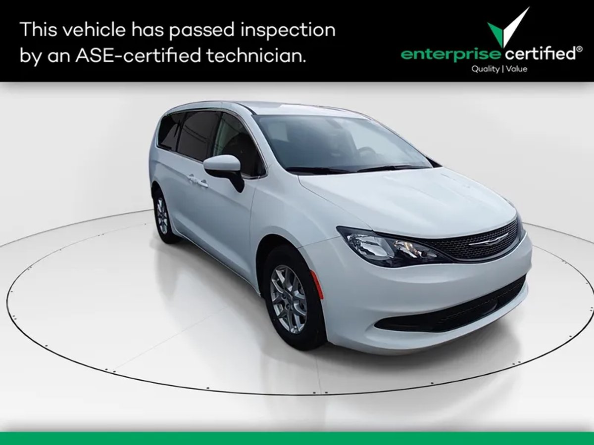 2022 Chrysler Voyager
