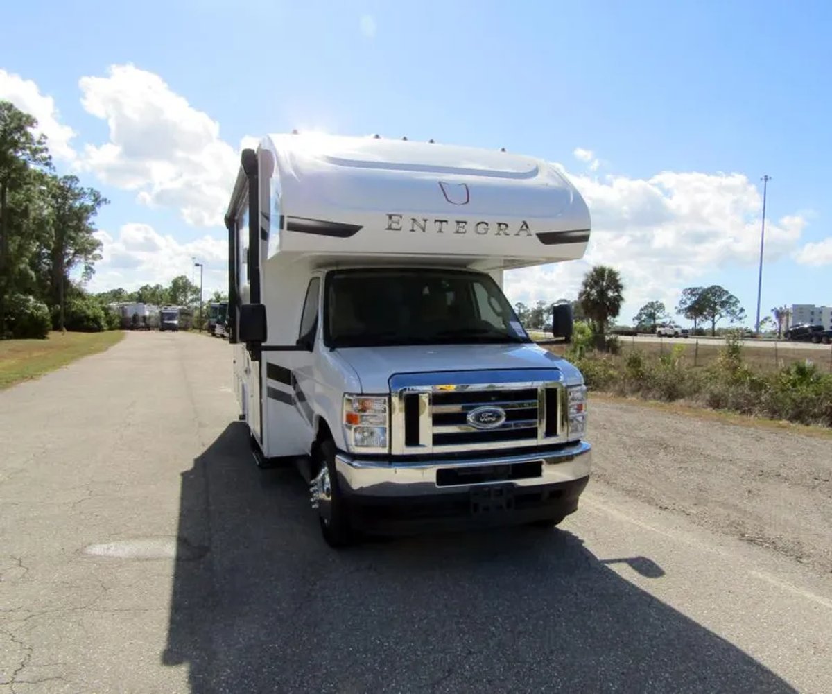 2025 Entegra ODYSSEY SE
