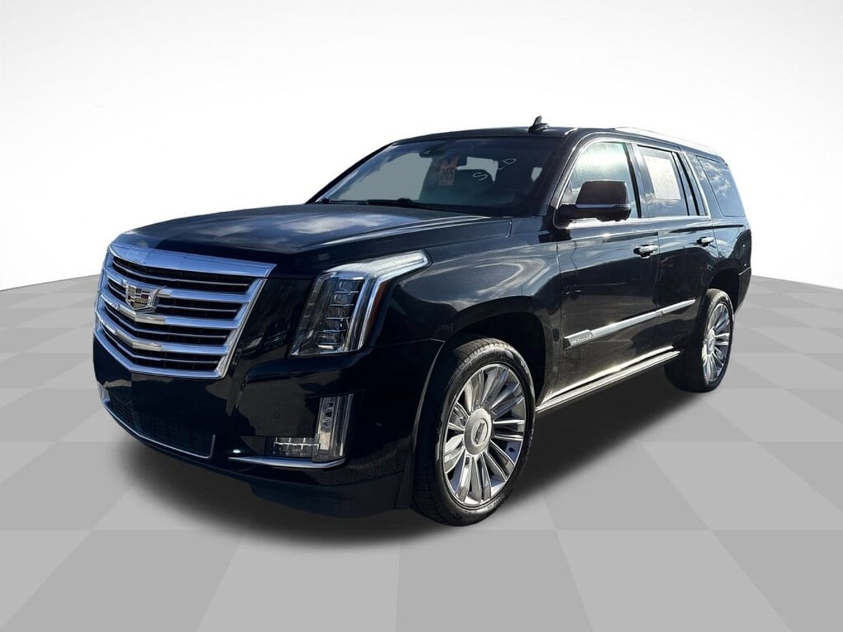 2017 CADILLAC Escalade