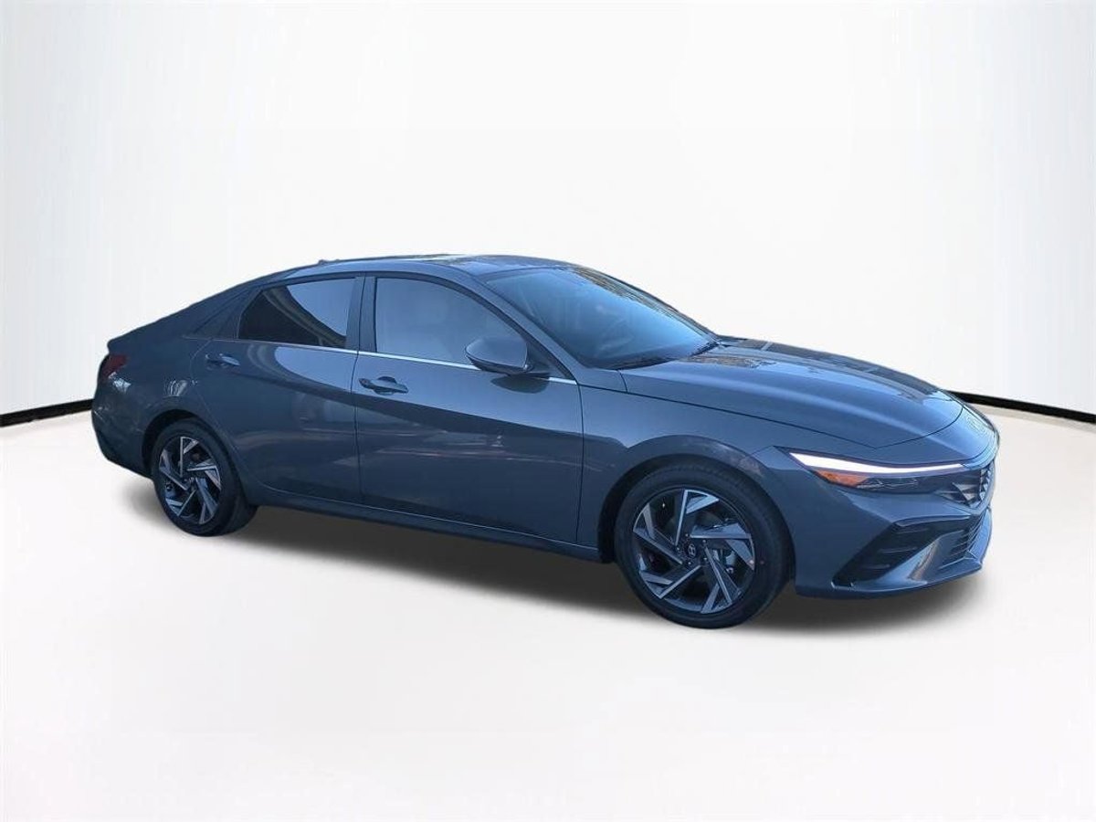 2026 Hyundai ELANTRA