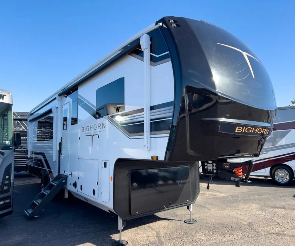 2026 Jayco BIGHORN