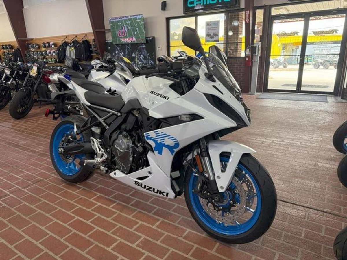 2026 Suzuki GSX-8R
