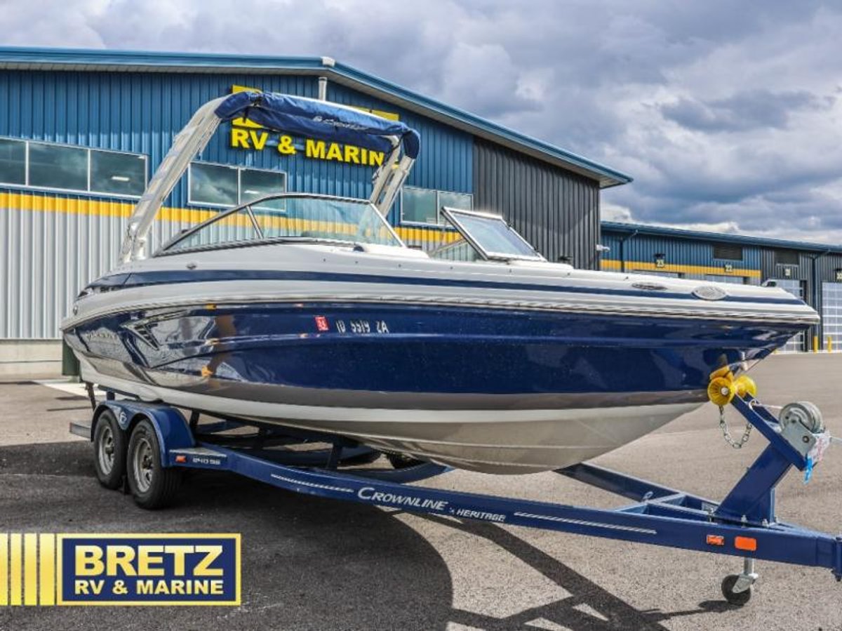 2021 Crownline Crownline