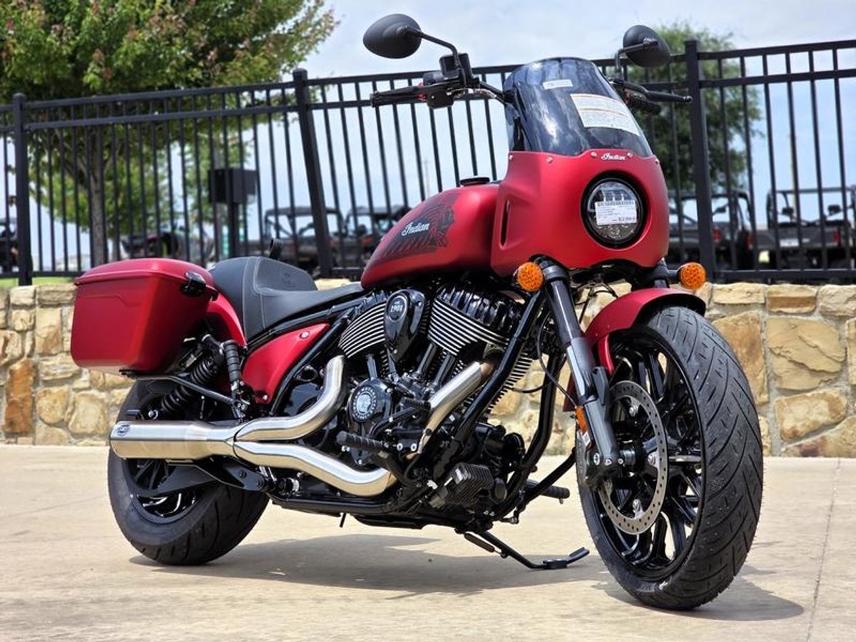 2025 Indian Motorcycle Sport Chief RT Sunset Red Smoke