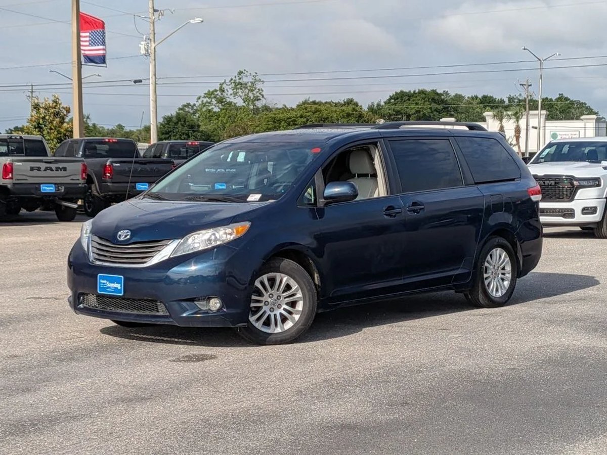 2011 Toyota Sienna