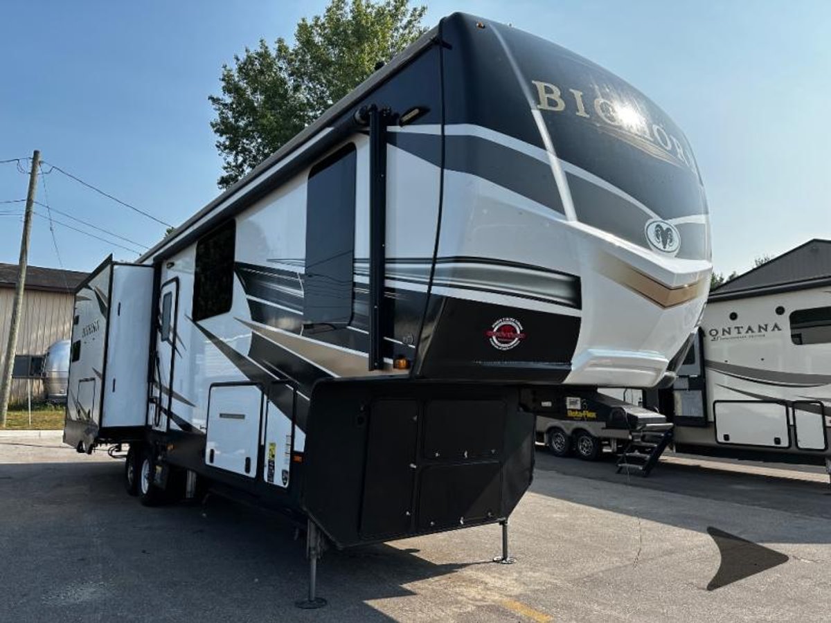 2022 Heartland Bighorn