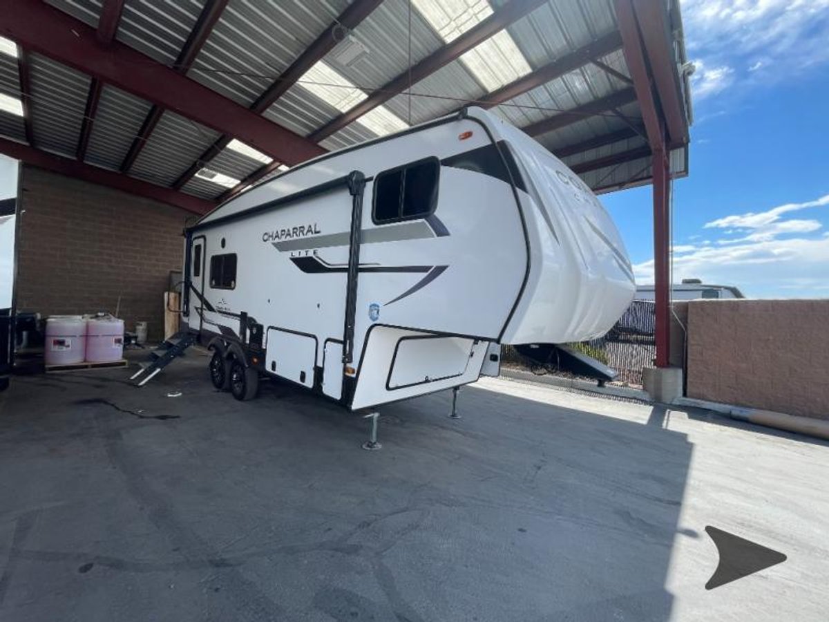 2025 Coachmen RV Chaparral Lite