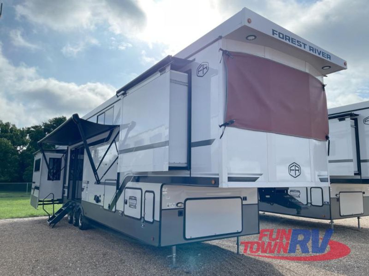 2025 Forest River RV Wildwood Heritage Glen